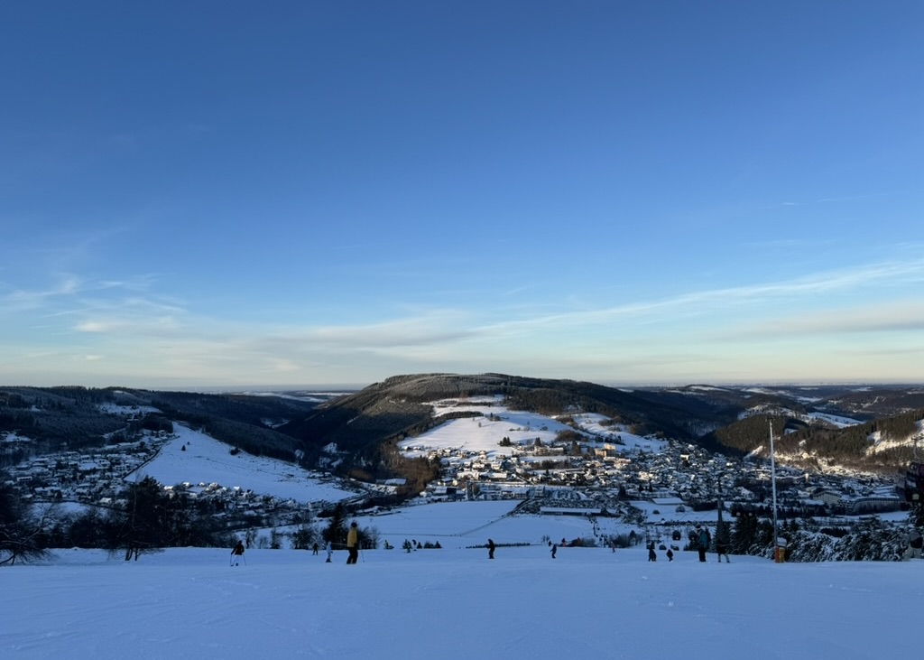 c96d3718 829d 4008 8c35 dd2fa08a05d7