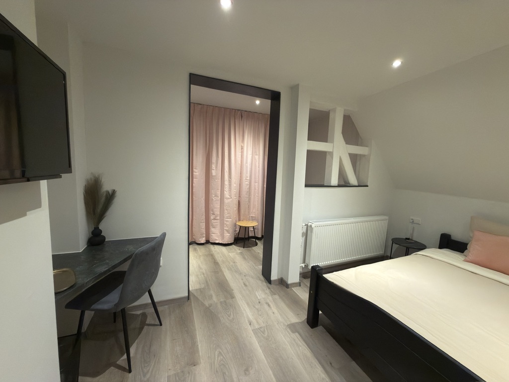 cc90ca7f e55d 4798 8c15 9ef9ca516540