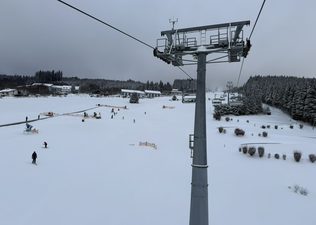 e887683a 499c 451b a685 4b0b816341cd